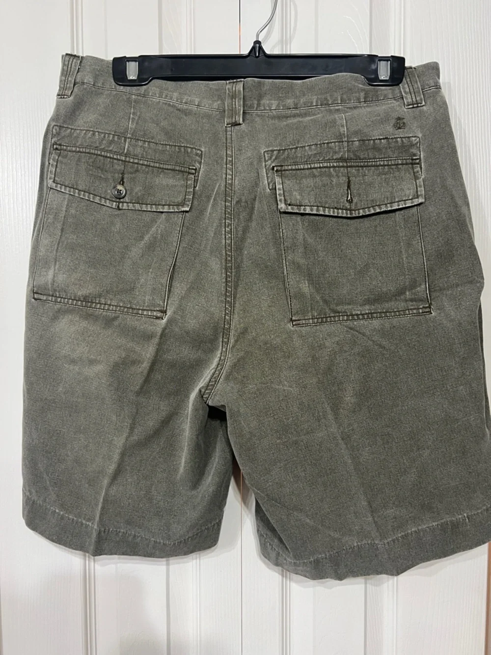Tommy Bahama Men's 33 Olive Gray Casual Classic Silk Blend Shorts